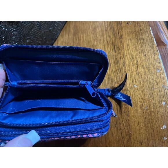 Vera Bradley Pink Katalina Diamond Pattern Wristlet Organizer Wallet - Picture 5 of 7